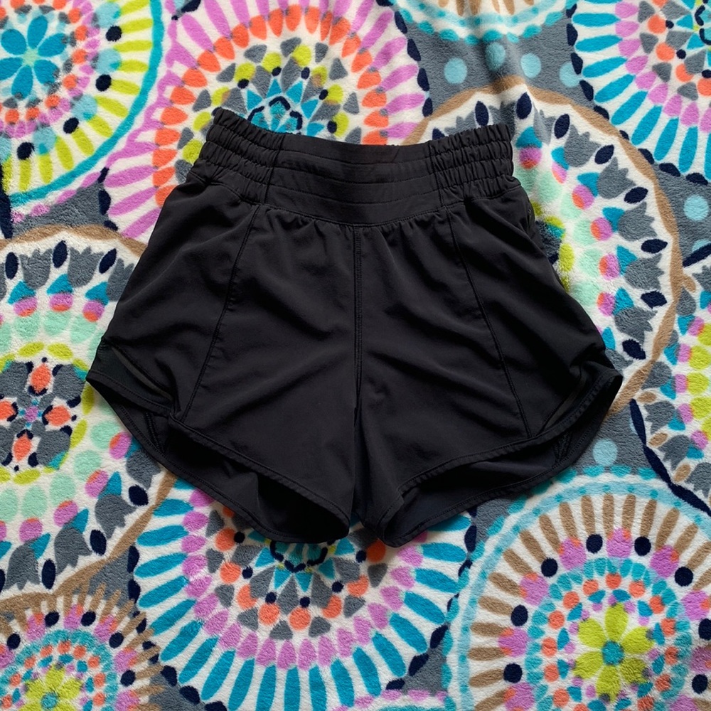 lululemon size 0 inseam 4 black shorts